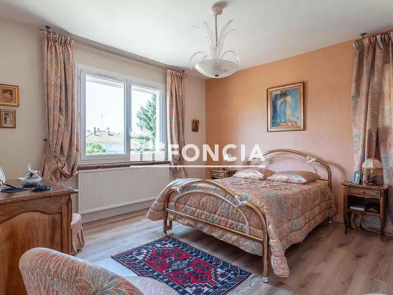 Maison, 180 m²