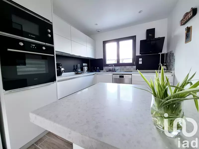 Maison, 99 m²