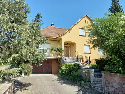 Maison, 210 m²