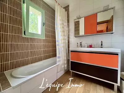 Maison, 238 m²