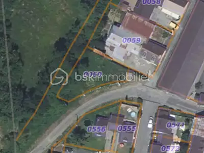 Terrain, 402 m²