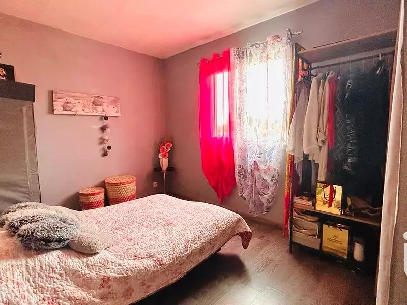 Maison, 184 m²