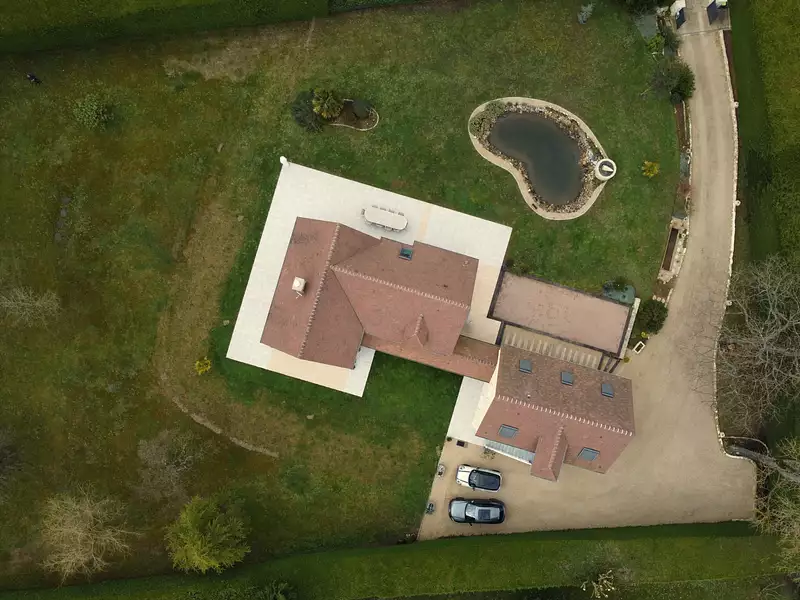 Maison, 266 m²