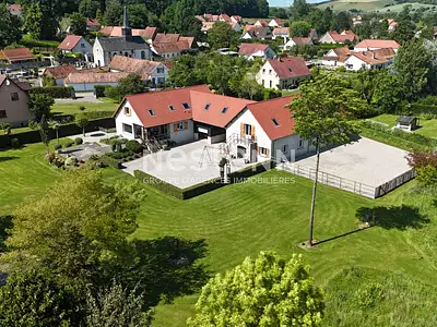 Maison, 165 m²