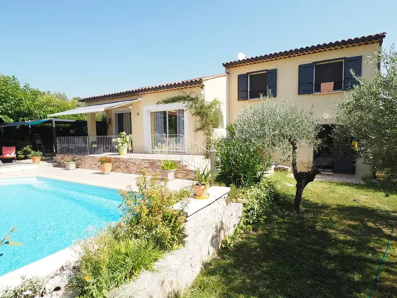 Maison, 147 m²