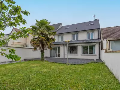 Maison, 185 m²
