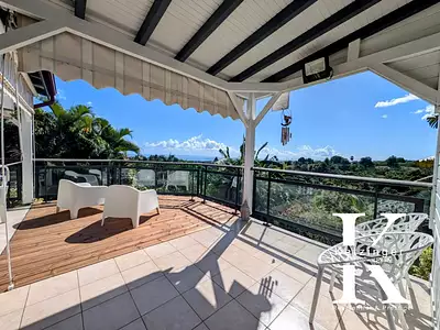 Maison, 168 m²