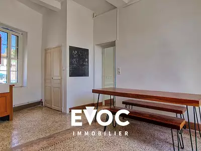 Maison, 247 m²