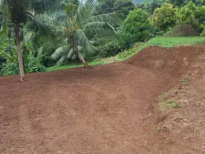 Terrain, 1 070 m²
