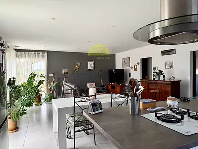 Maison, 121,74 m²