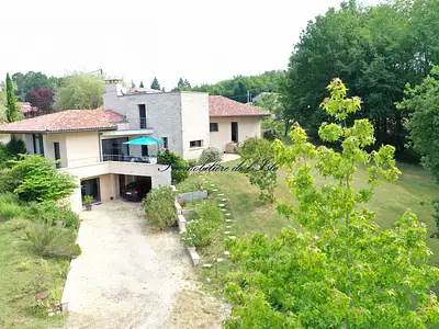 Maison, 248 m²