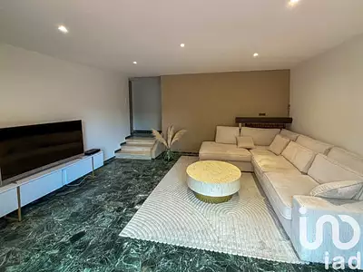 Maison, 194 m²