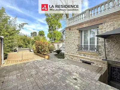 Maison, 208 m²