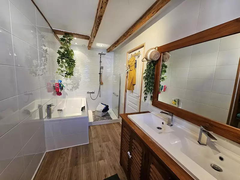 Maison, 157 m²
