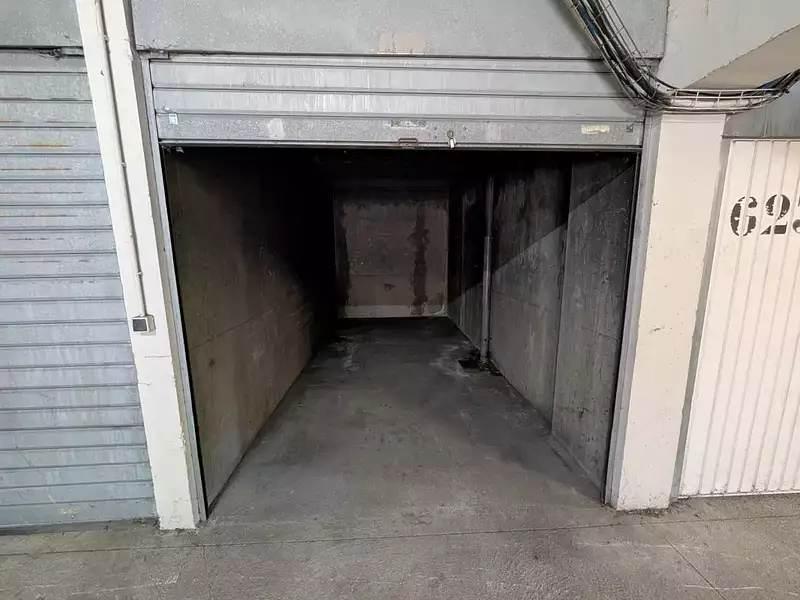 Parking, 11 m²