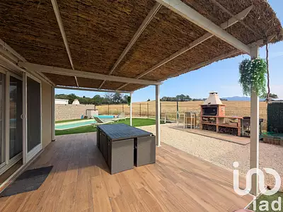 Maison, 114 m²