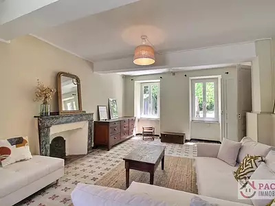 Maison, 165,7 m²