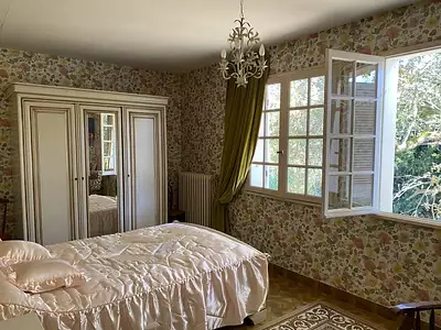 Maison, 240 m²
