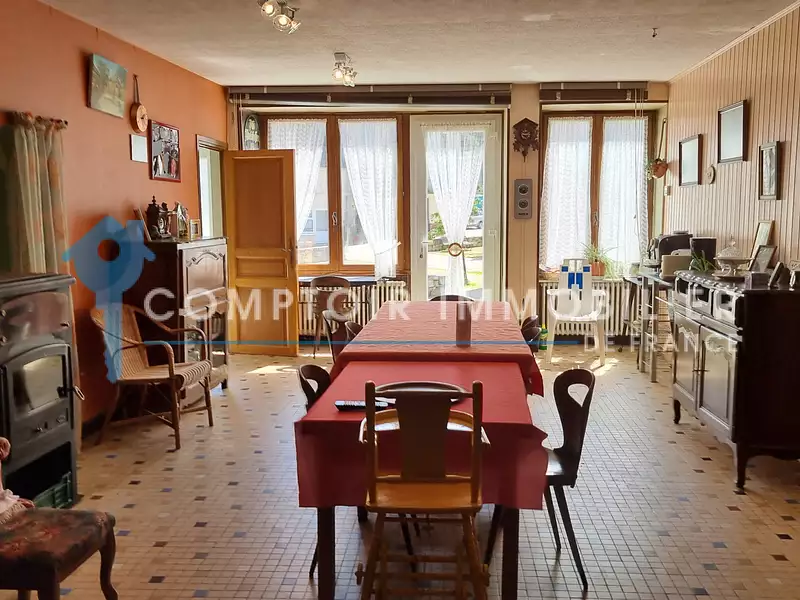 Maison, 280 m²