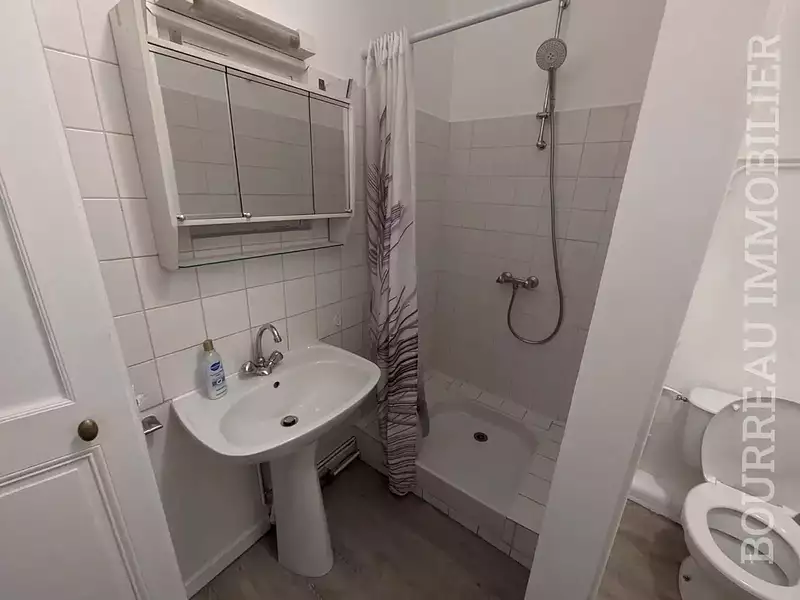 Immeuble, 230 m²