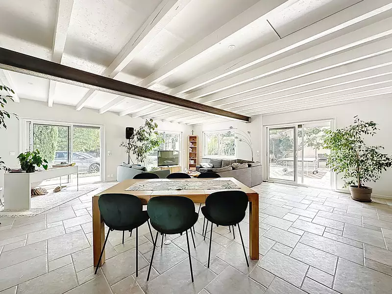 Maison, 260 m²