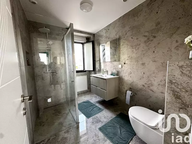 Maison, 280 m²