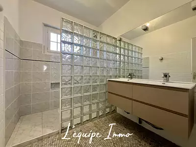 Maison, 190 m²