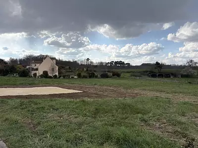 Terrain, 1 296 m²