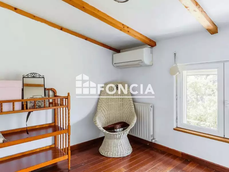 Maison, 205 m²