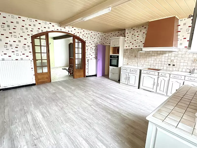 Maison, 285 m²