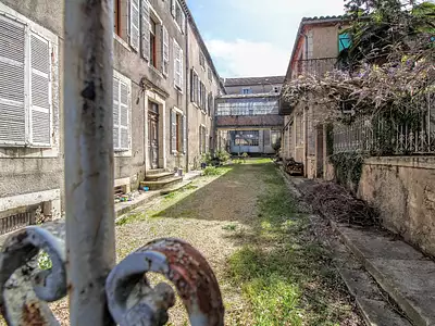 Maison, 610 m²