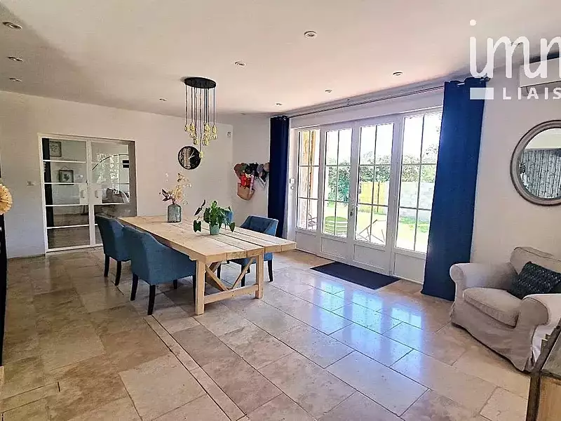 Maison, 190 m²