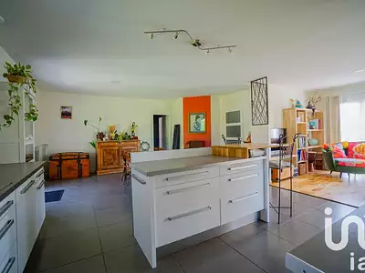 Maison, 145 m²