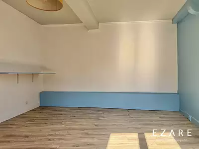 Divers, 60 m²