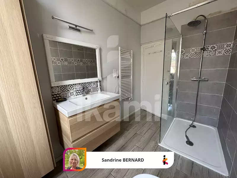 Maison, 227 m²
