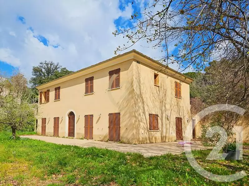Maison, 222,2 m²