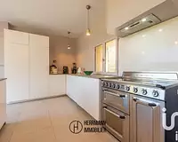 Maison, 190 m²