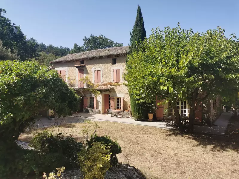 Maison, 250 m²