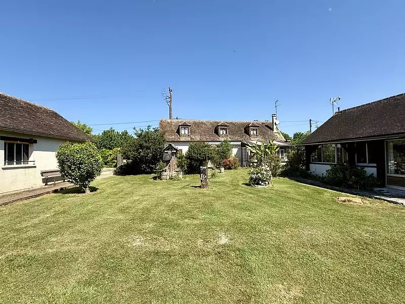Maison, 151 m²