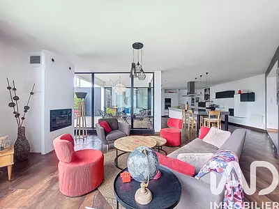 Maison, 197 m²