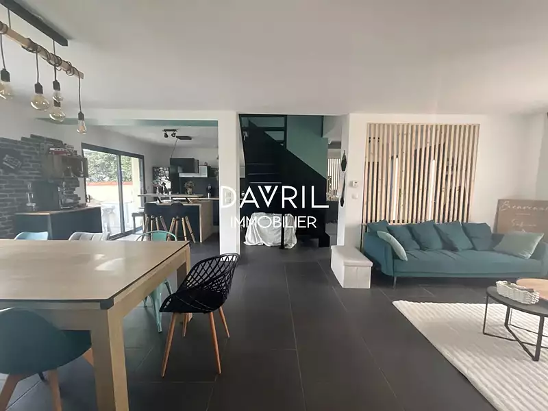 Maison, 144 m²