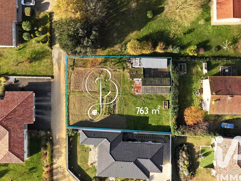 Terrain, 763 m²