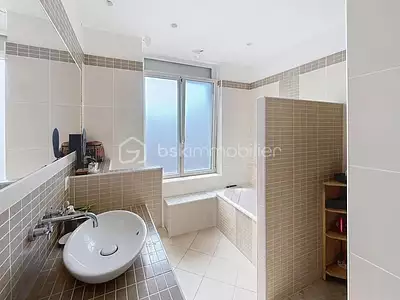 Maison, 176 m²