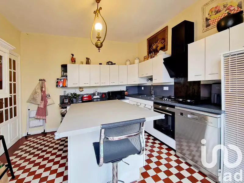 Maison, 180 m²