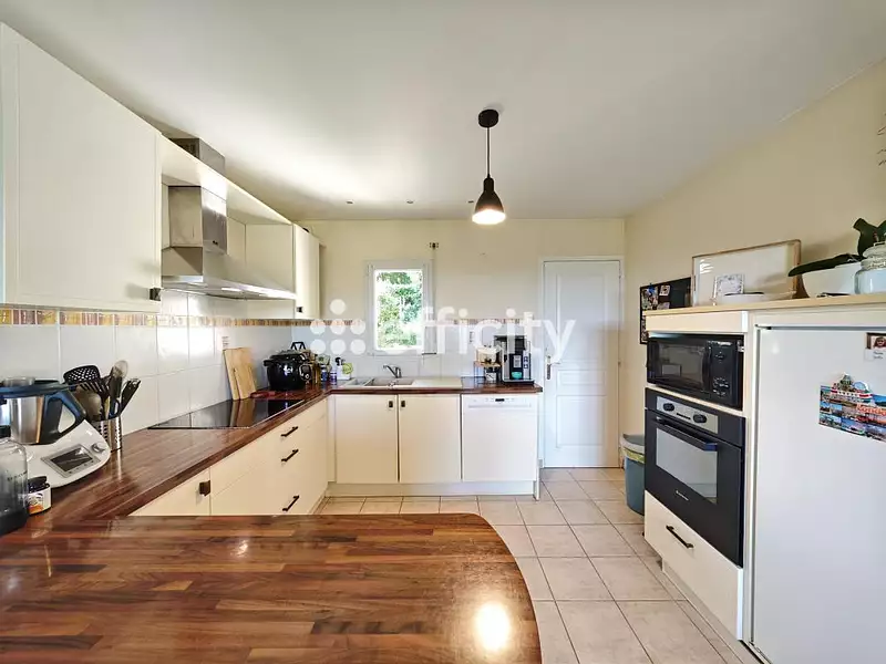 Maison, 93 m²