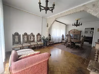 Maison, 210 m²