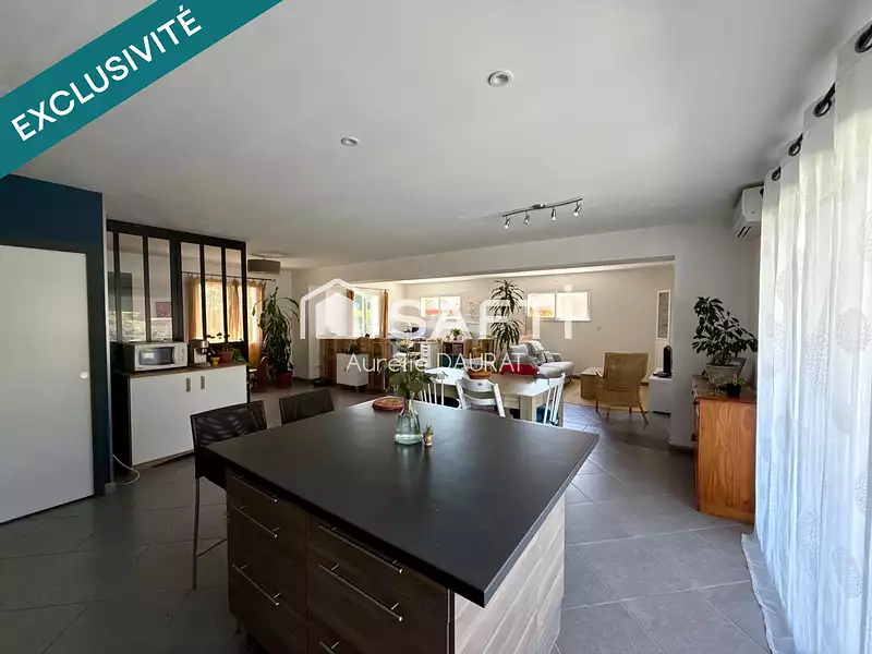 Maison, 141 m²