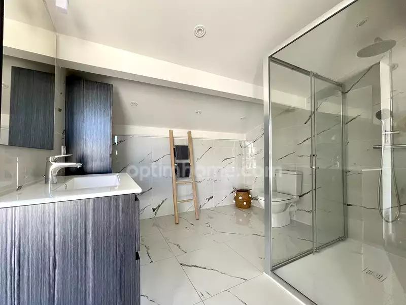 Maison, 147 m²