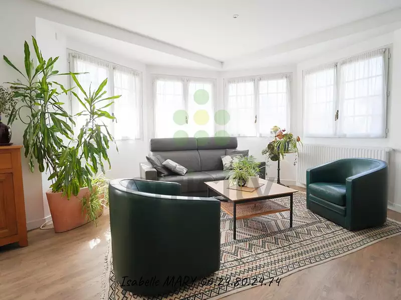 Maison, 179 m²