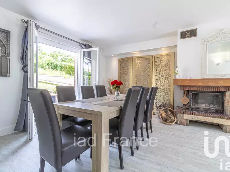 Maison, 155 m²